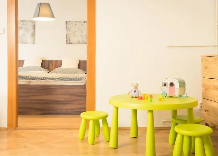 Flat Near The Castle דצ'ין
