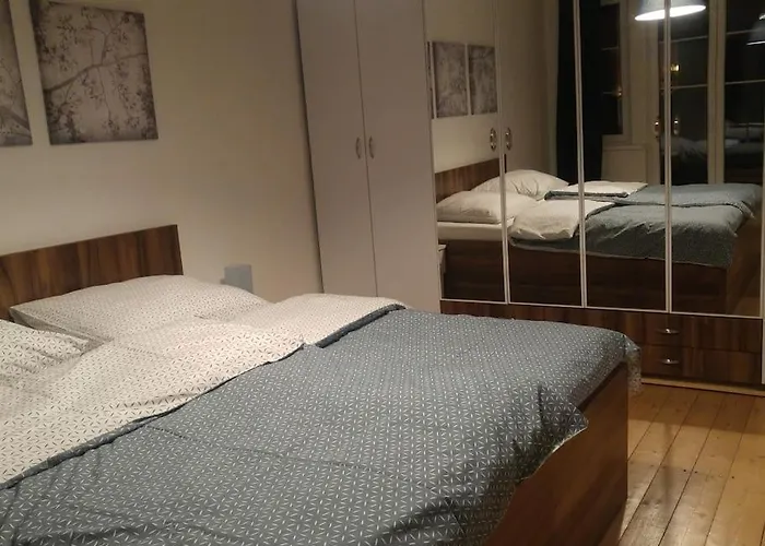 Flat Near The Castle דצ'ין