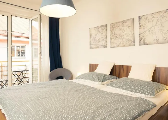 Flat Near The Castle דירה *